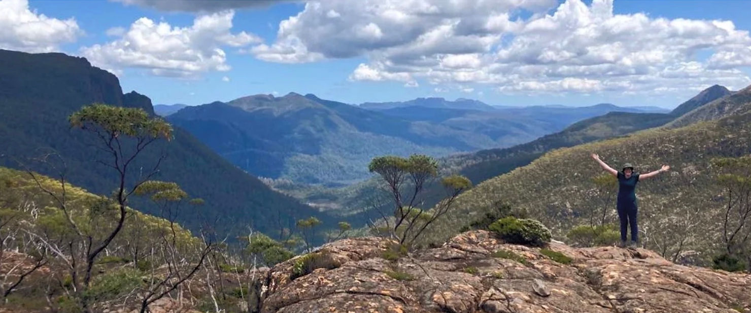 Overland Track Pine Valley, Parthenon Plateau view