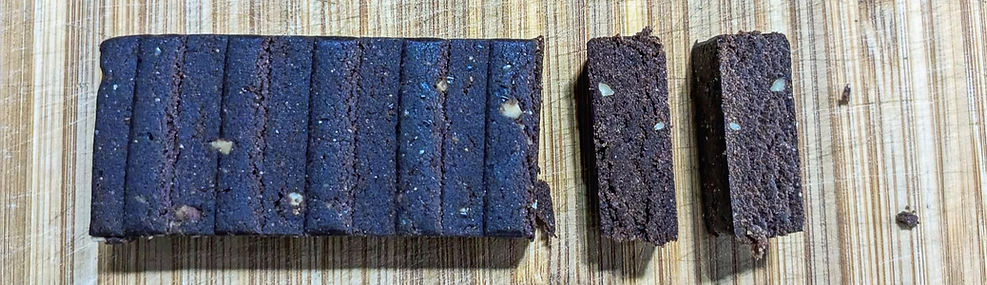 Tropeaka Protein Bar Choc Brownie ridged side