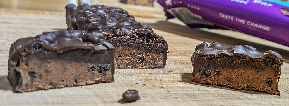 Greenback Triple Choc protein bar inside cut.jpg